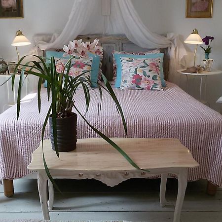 L'Ile Aux Mimosas Bed & Breakfast Tautavel Екстериор снимка