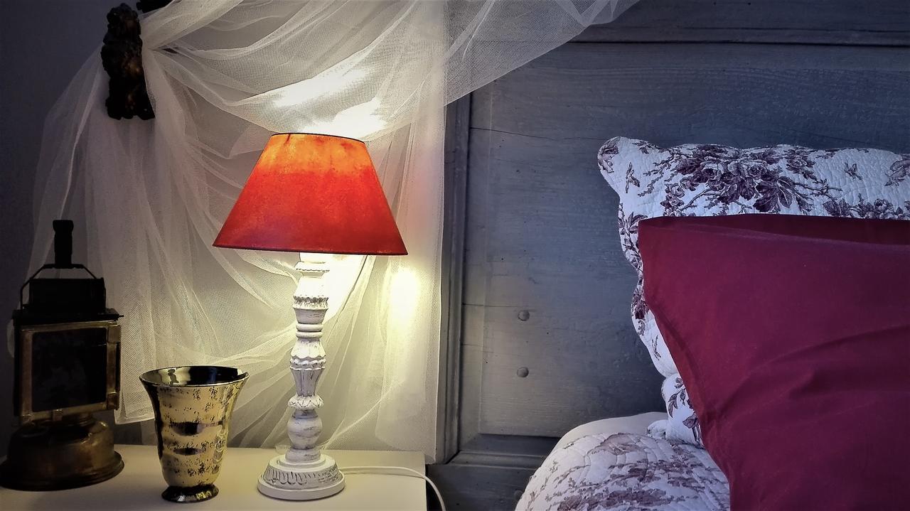 L'Ile Aux Mimosas Bed & Breakfast Tautavel Екстериор снимка