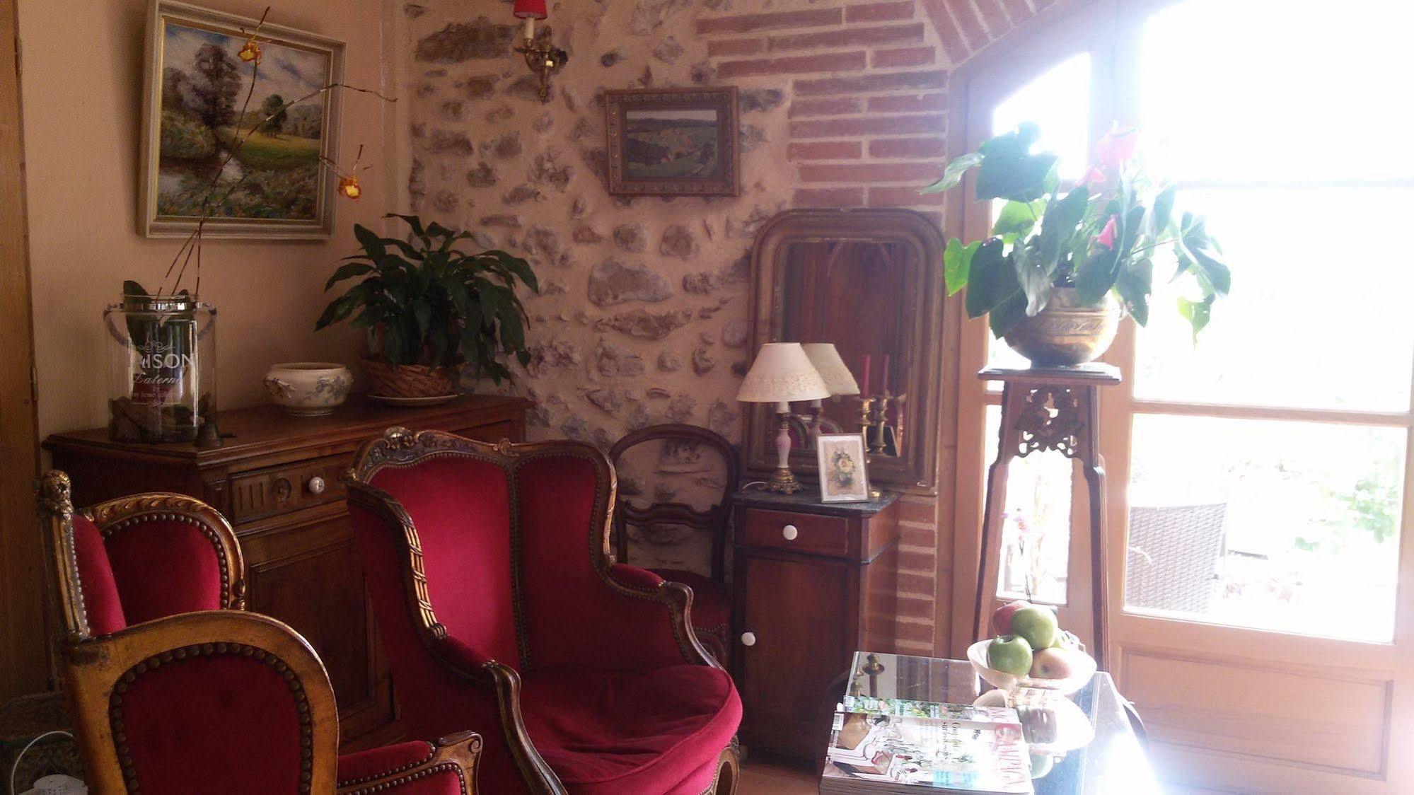 L'Ile Aux Mimosas Bed & Breakfast Tautavel Екстериор снимка